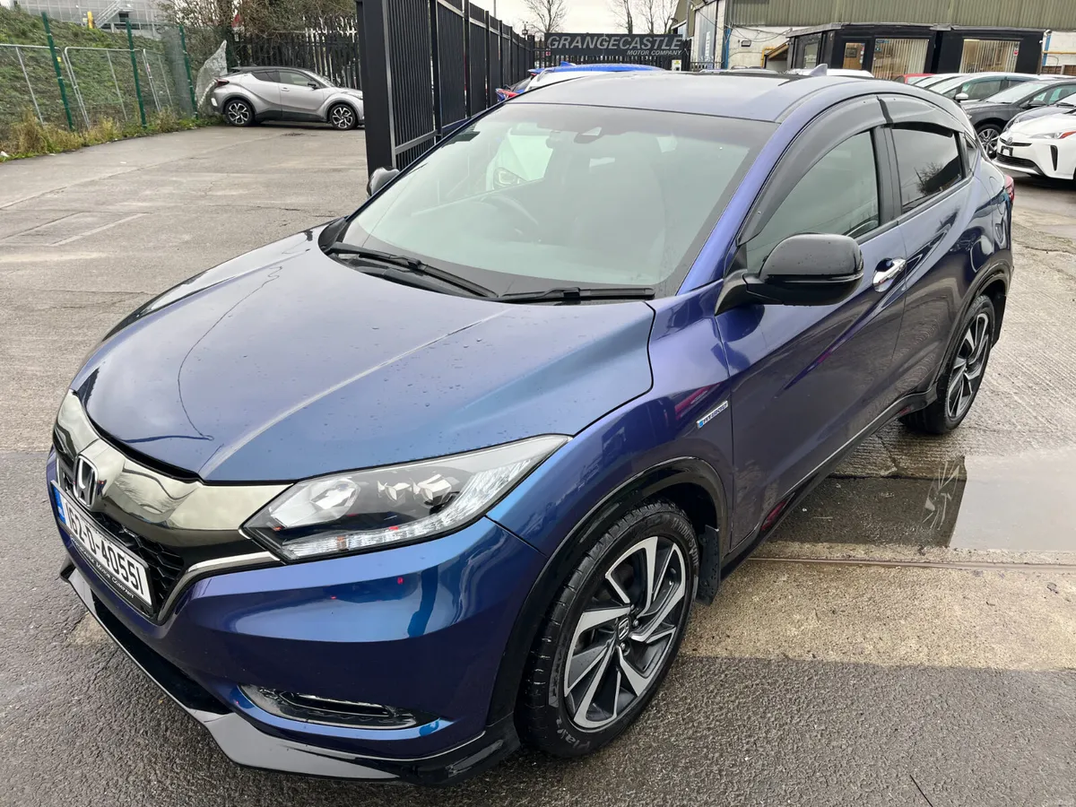 Honda Vezel 2016, 1.5 HYBRID AUTO LOW KMS - Image 3