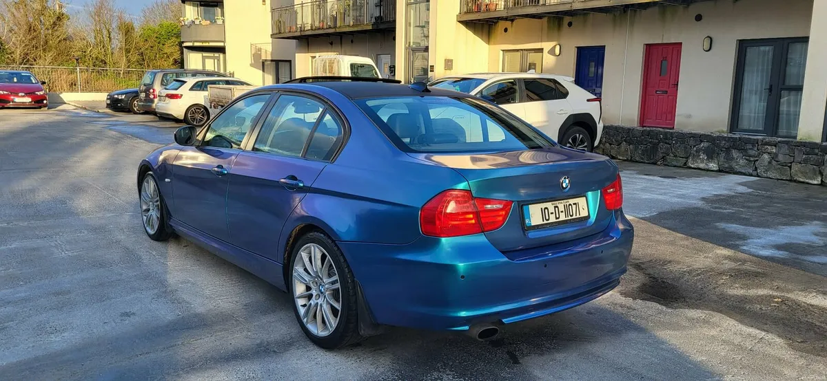 2010 Bmw3series320D
 cameleon color - Image 4