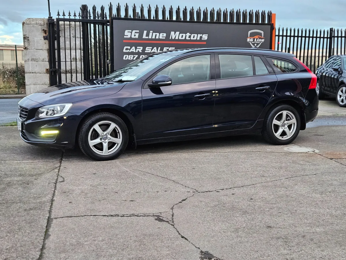 VOLVO V60 D2 ESTATE 2.0 DIESEL 150HP - Image 3