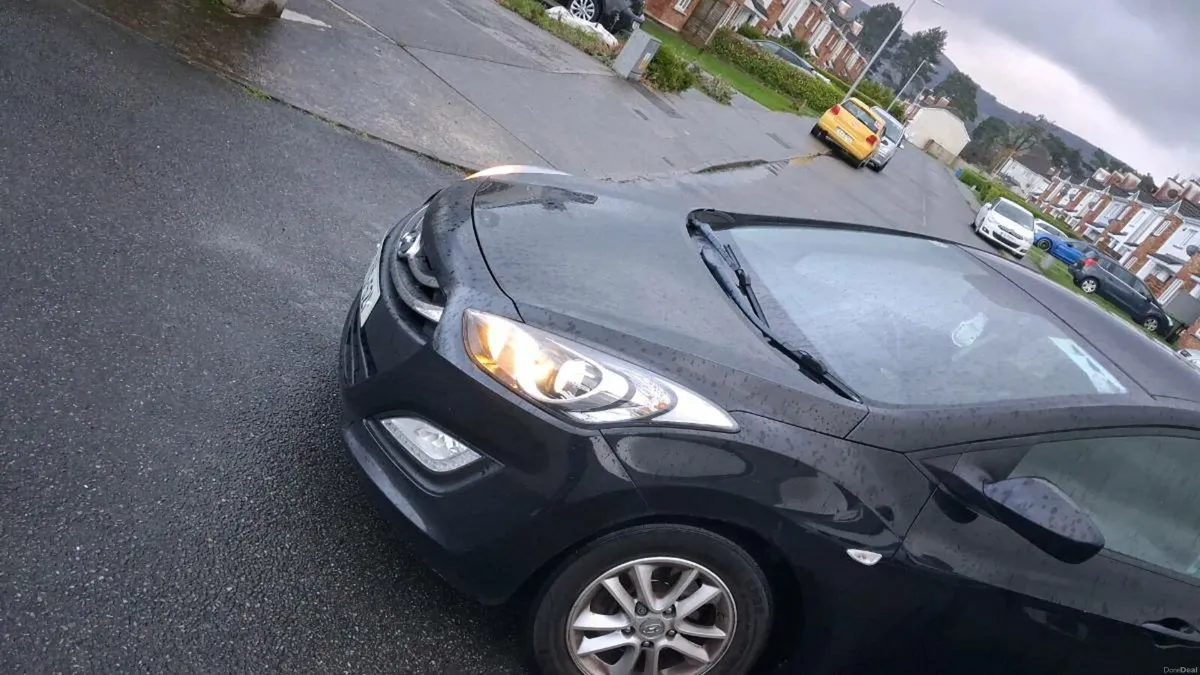 2013 Hyundai i30 1.6 diesel - Image 4