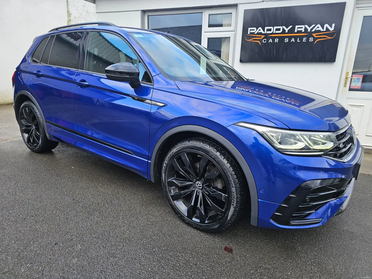 2022 Volkswagen Tiguan 2.0Tdi R-Line Black Edition - Image 2
