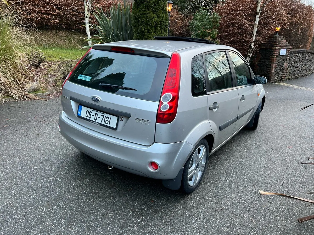Ford Fiesta - Image 4