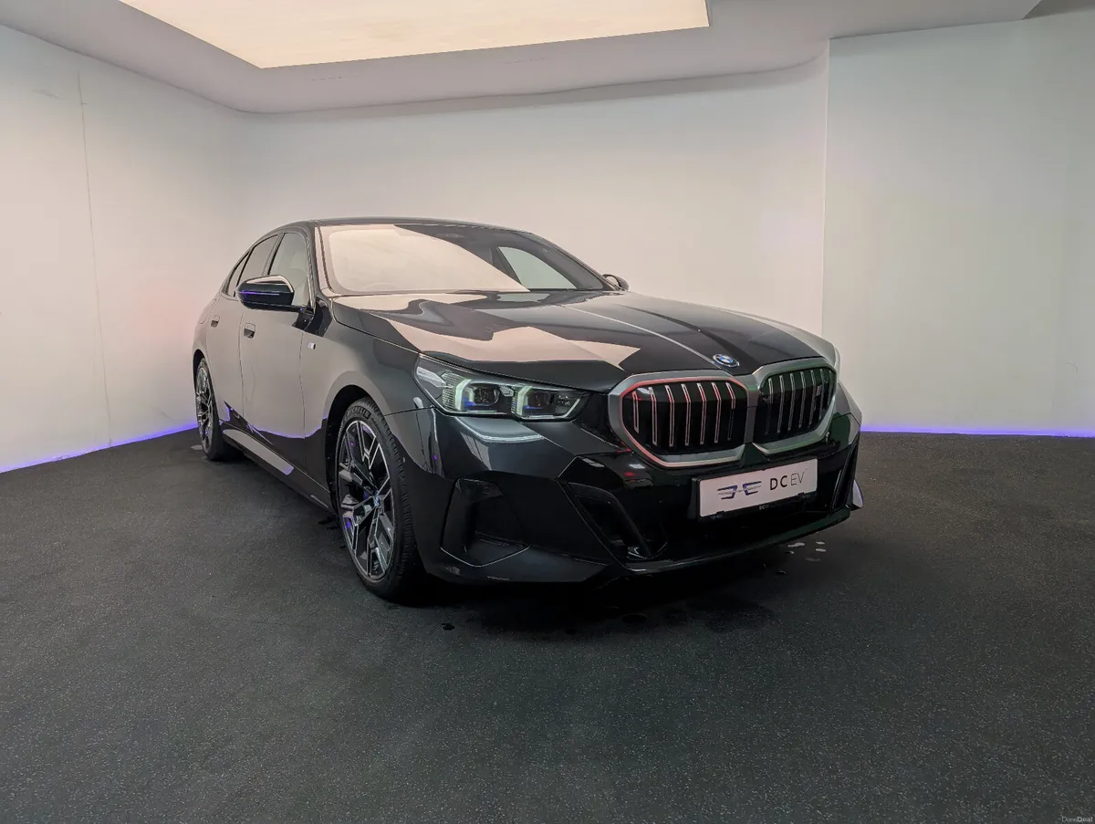 BMW i5 EDrive 40 M-Sport Pro - Image 5