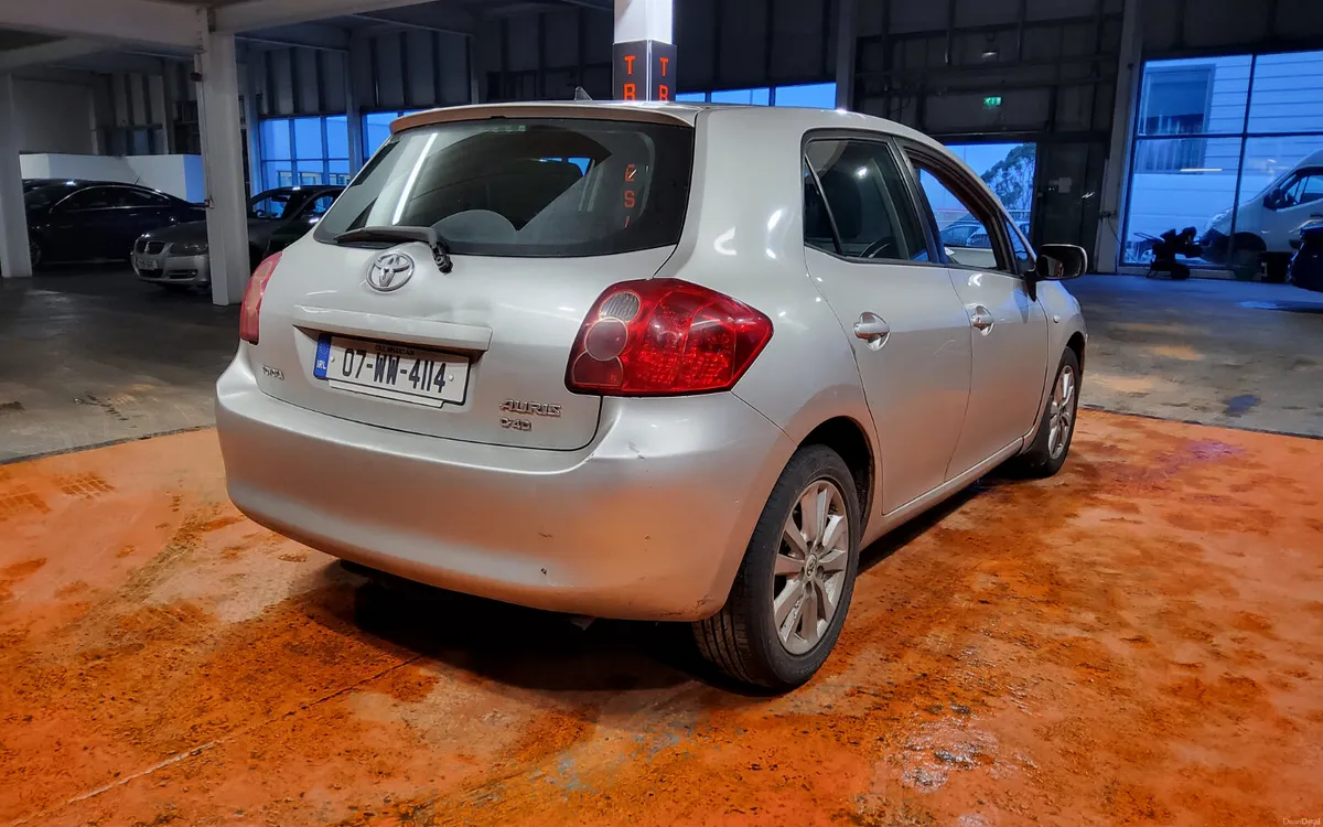 Toyota Auris 2007 - Image 3