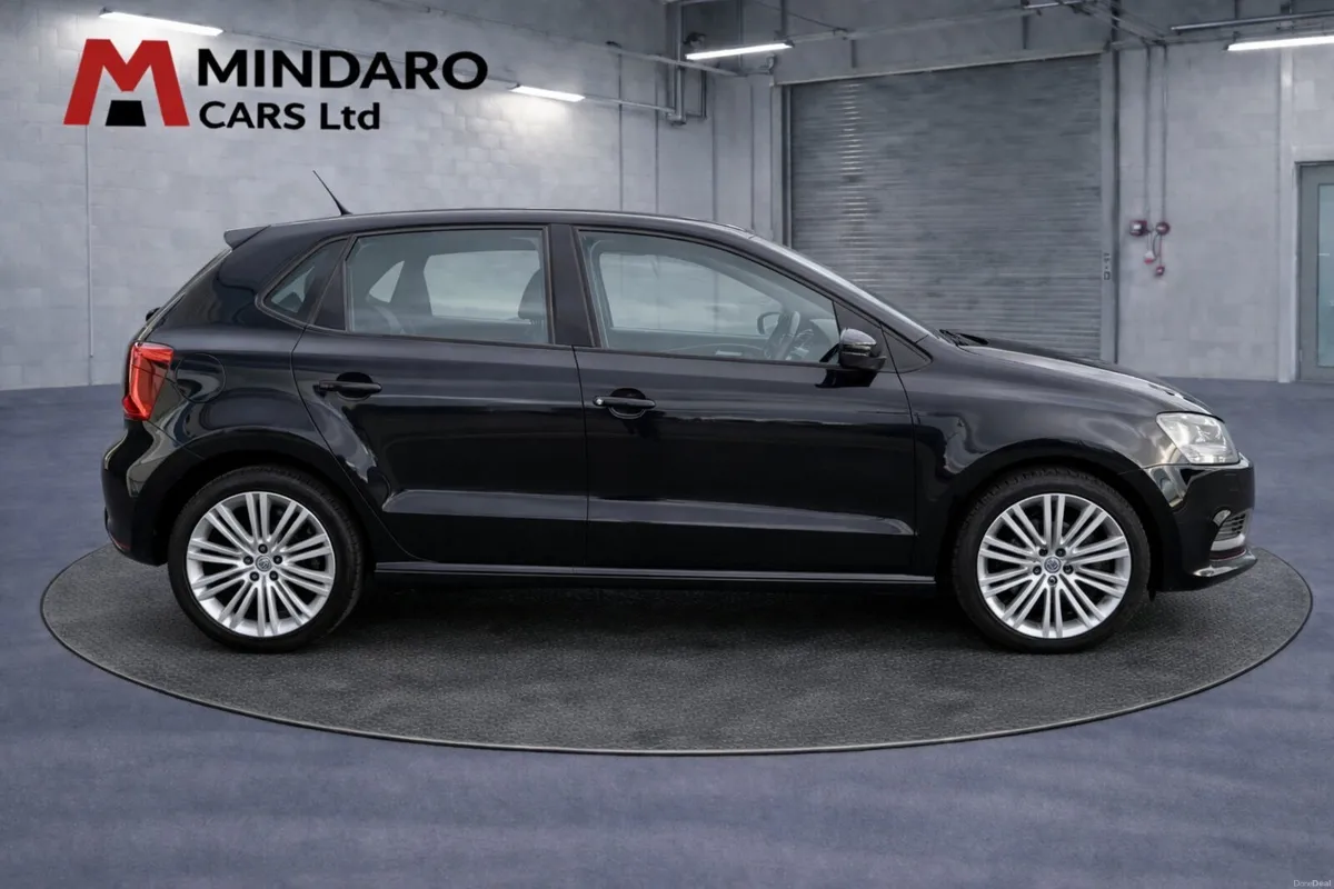 Volkswagen Polo 2017 GT//HUGE SPEC CAR