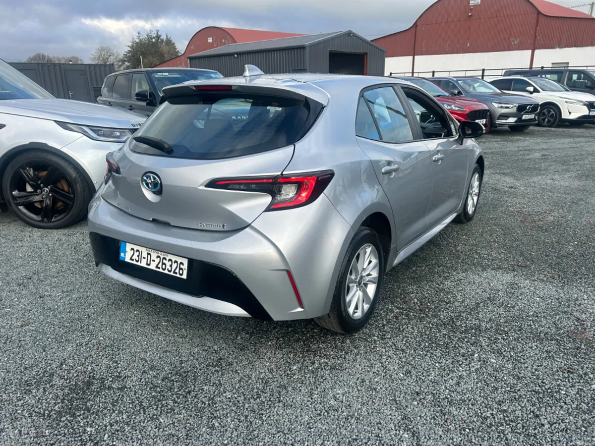 231 Toyota Corolla AUTO HYBRID PETROL hatch - Image 3