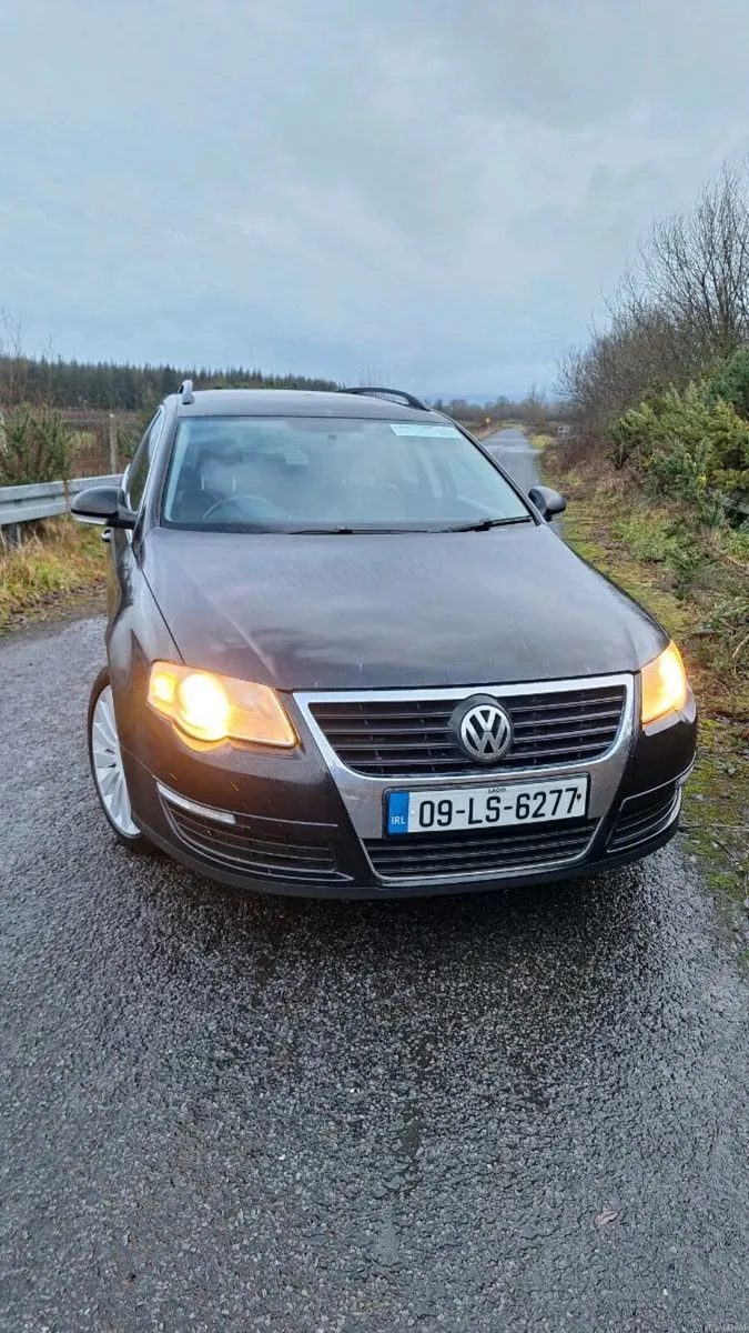 Volkswagen Passat 2.0TDI - Image 2