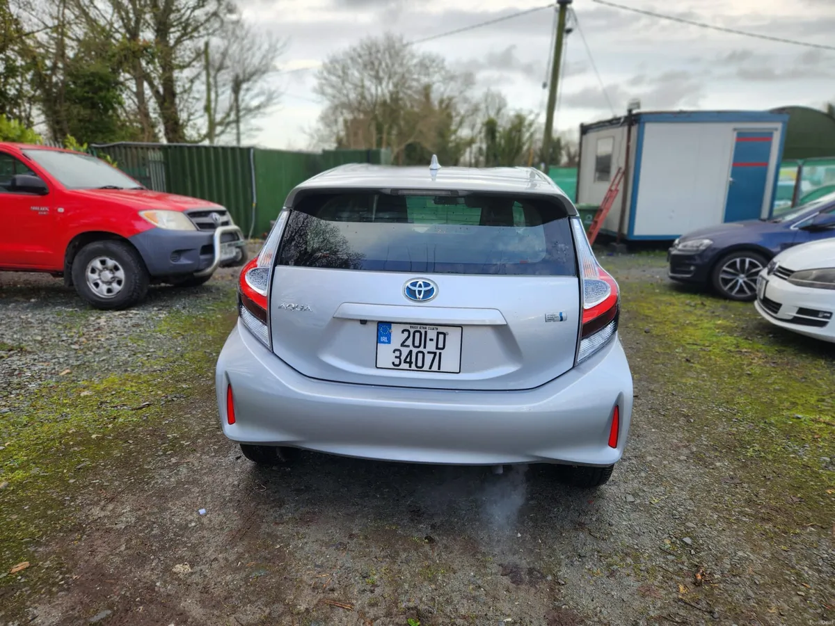 Toyota Aqua 2020 Hybrid - Image 4