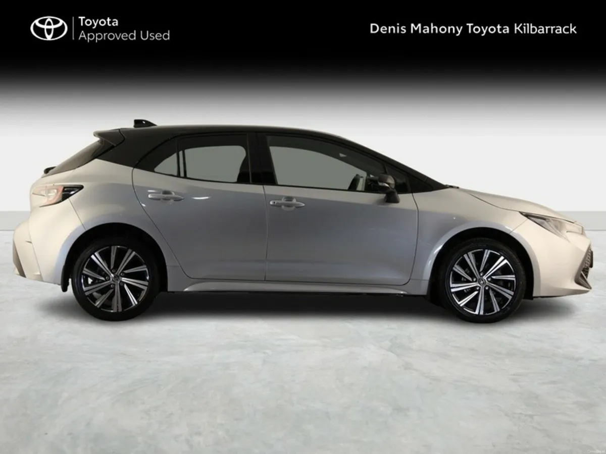 Toyota Corolla HYBRID L/SPORT HB - Image 3