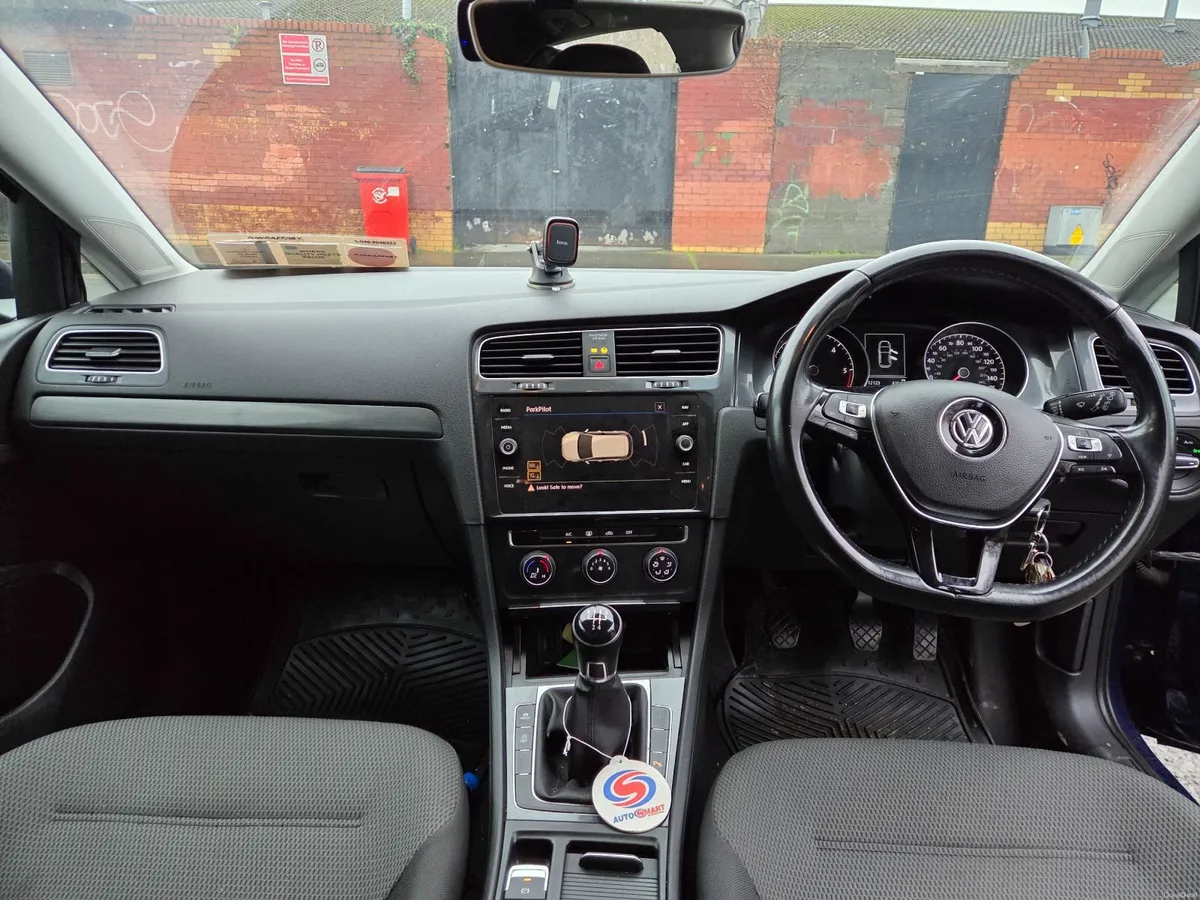 Volkswagen Golf 2019 - Image 2