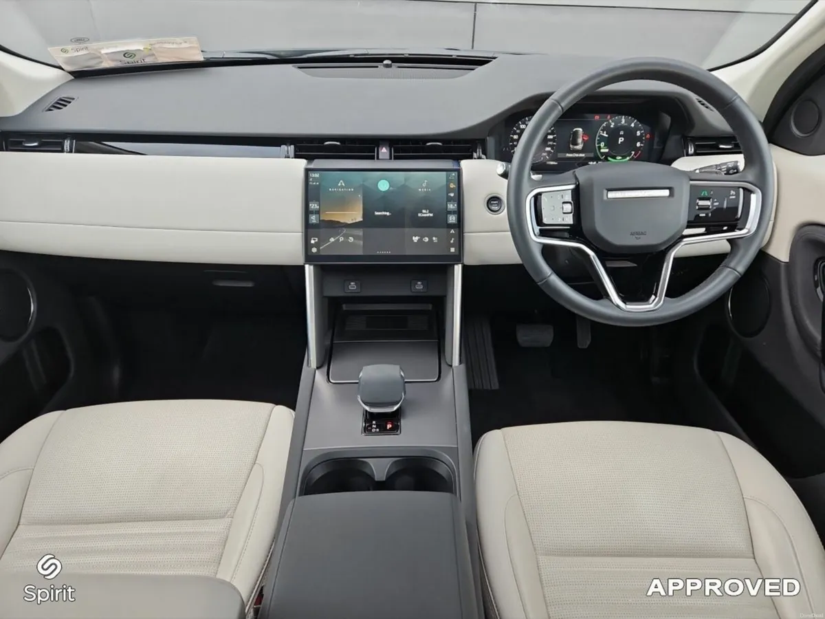 Land Rover Discovery Sport 1.5 I3 PHEV 309 PS AWD - Image 4