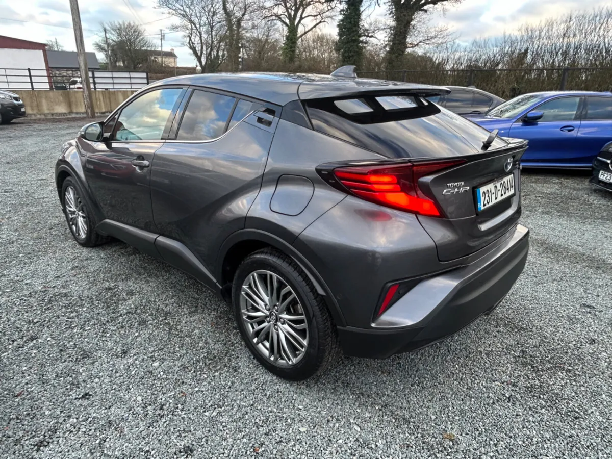 231 Toyota C-HR 1.8  LUNA AUTOMATIC - Image 3