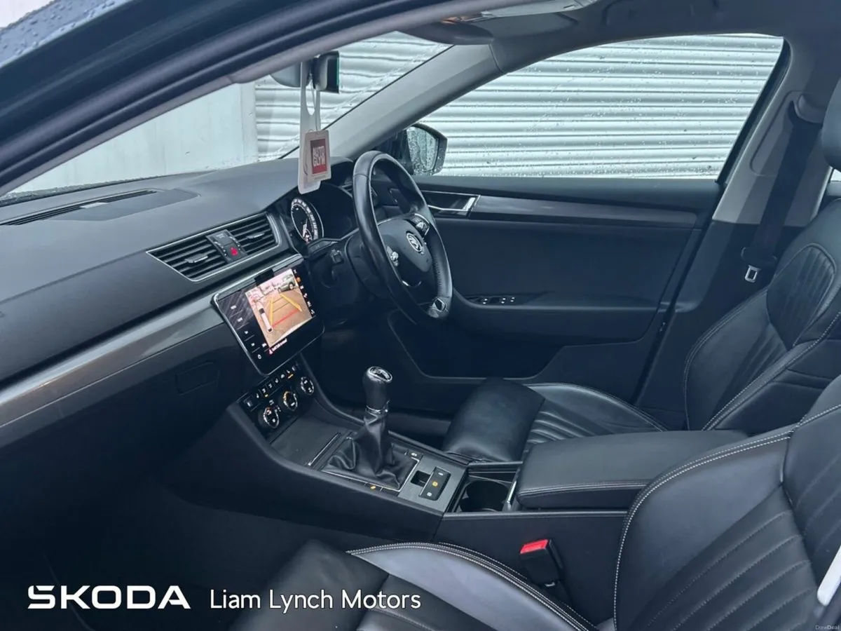 Skoda Superb SUPERB STYLE ESTATE 2.0 TDI 150 BHP - Image 4