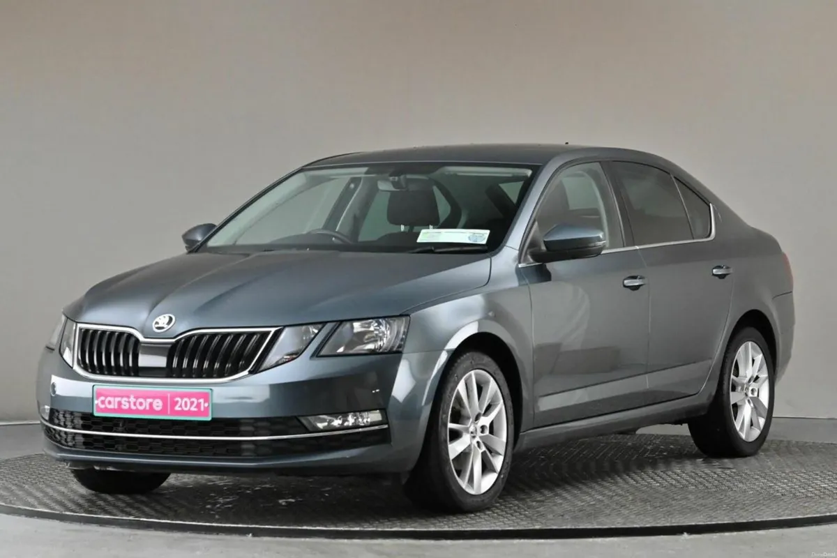 Skoda Octavia 1.0TSI STYLE 115BHP 6SPD **SAT NAV** - Image 4