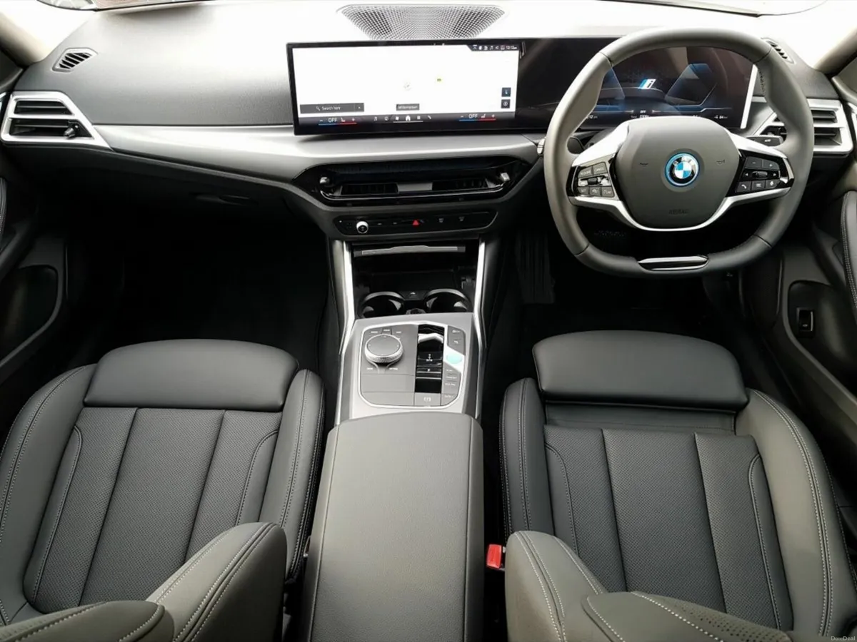 BMW i4 eDrive35 Sport - Image 4