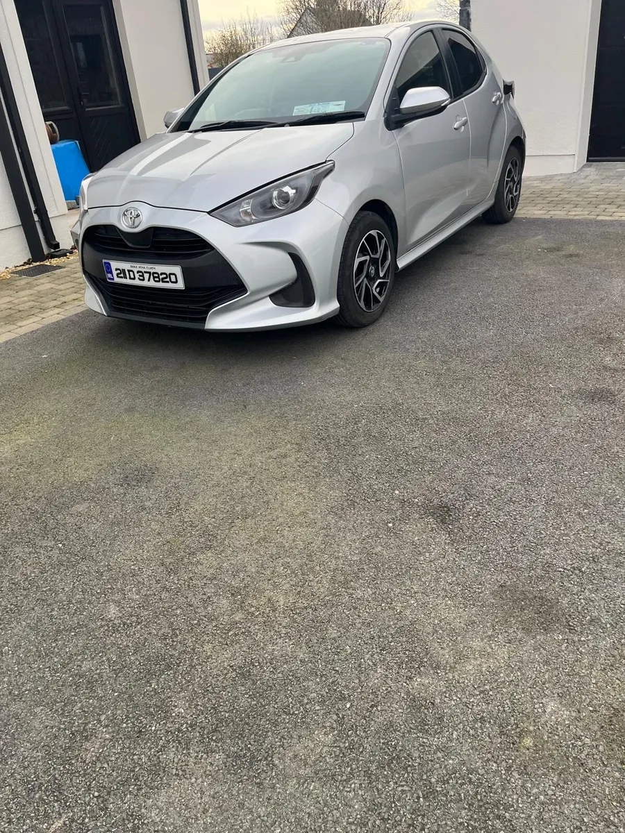 Toyota Yaris - Image 2