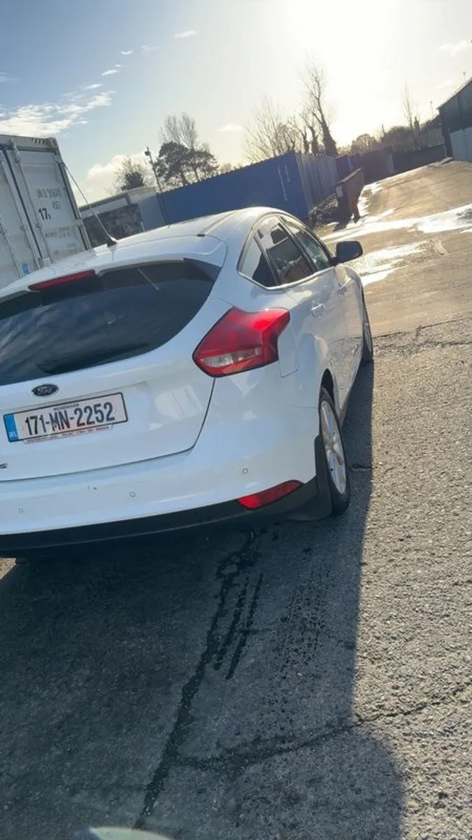 2017 Ford Focus - Image 3