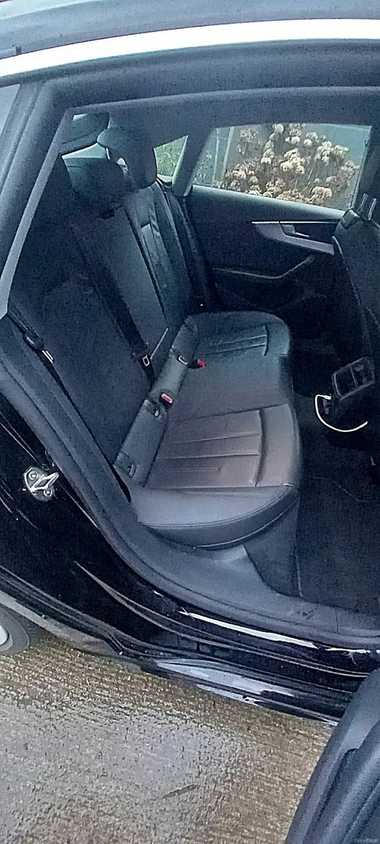 Audi A5 2022 - Image 2