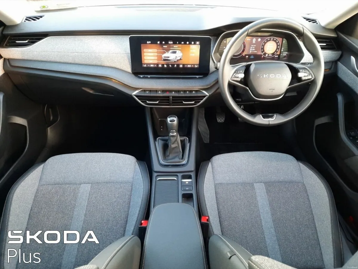 Skoda Octavia Selection Plus 2.0TDI 115HP - Image 3