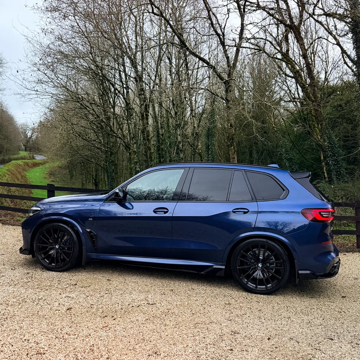2021 (211) BMW X5 45e M Sport PRO **MEGA SPEC - Image 2