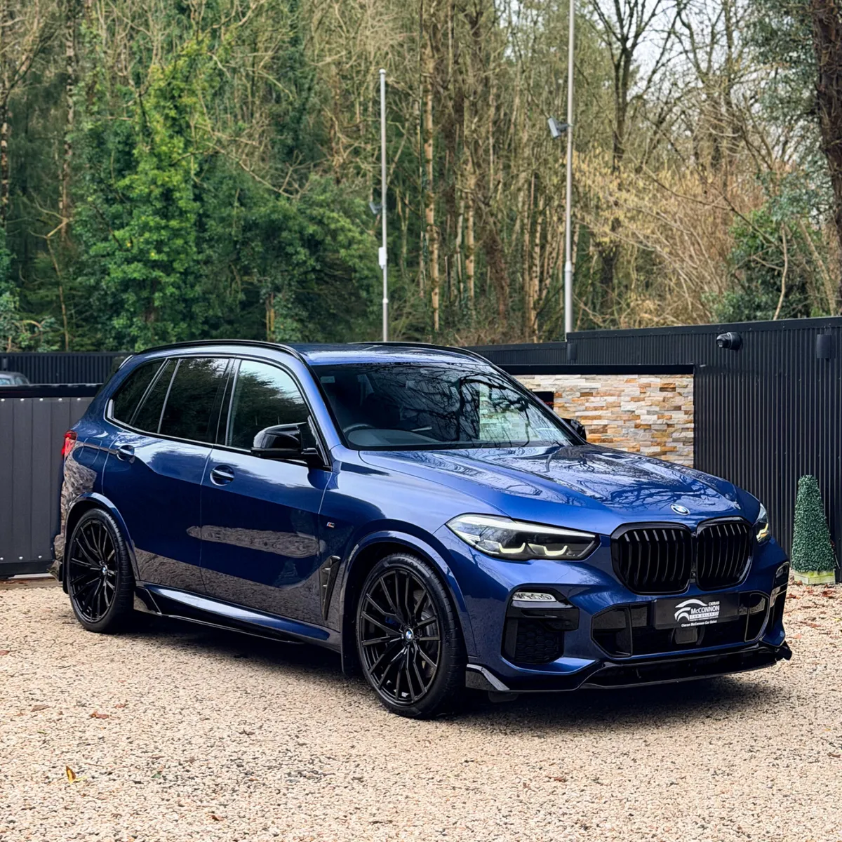 2021 (211) BMW X5 45e M Sport PRO **MEGA SPEC - Image 1