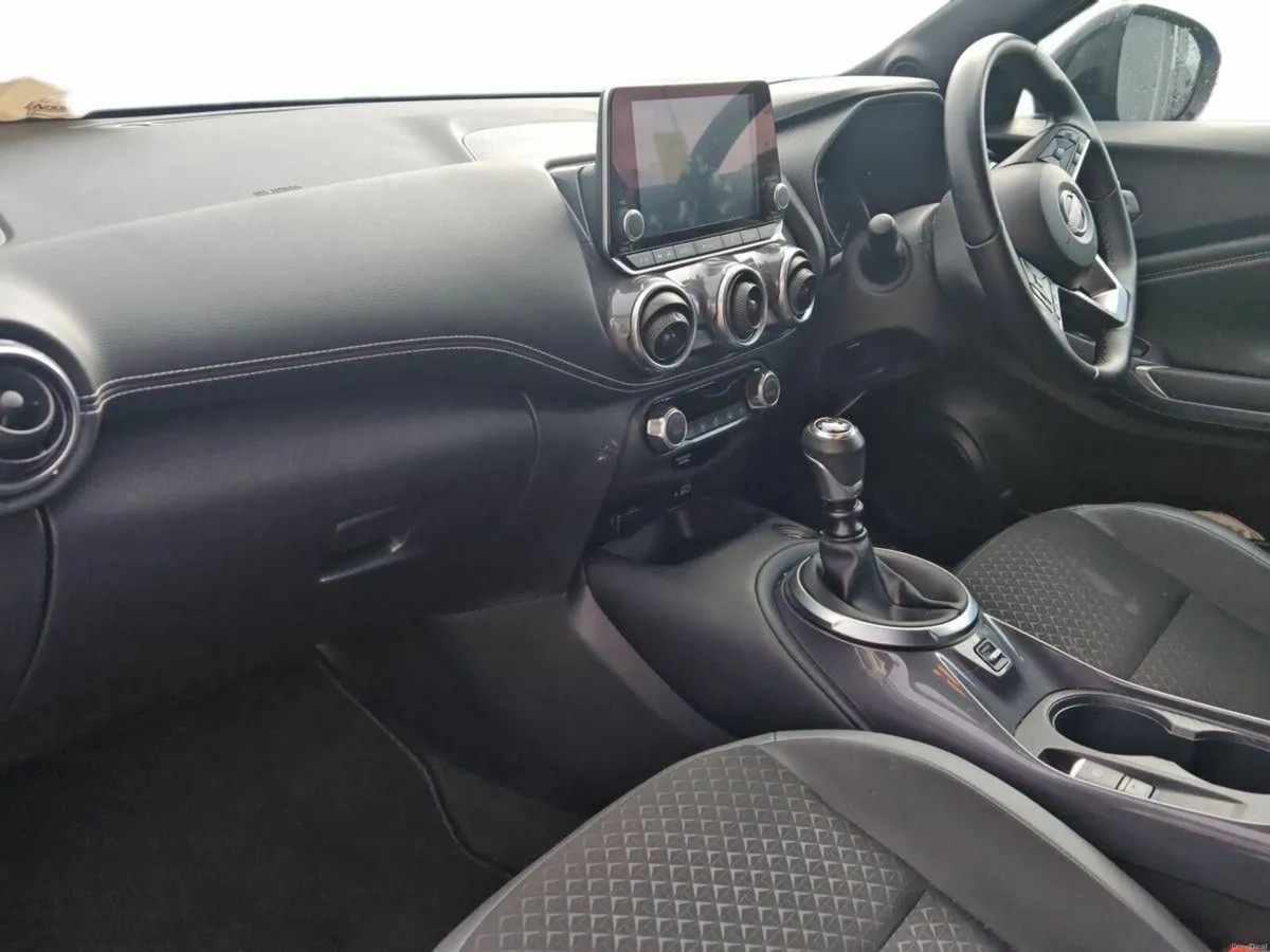 Nissan Juke 1.0T PET 2WD SV Premium - Image 4
