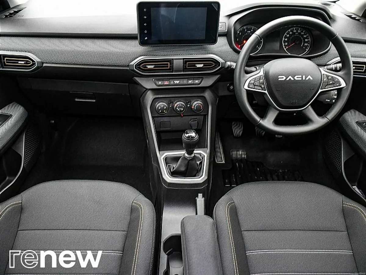 Dacia Sandero Stepway TCe 90 STEPWAY Expression - Image 2