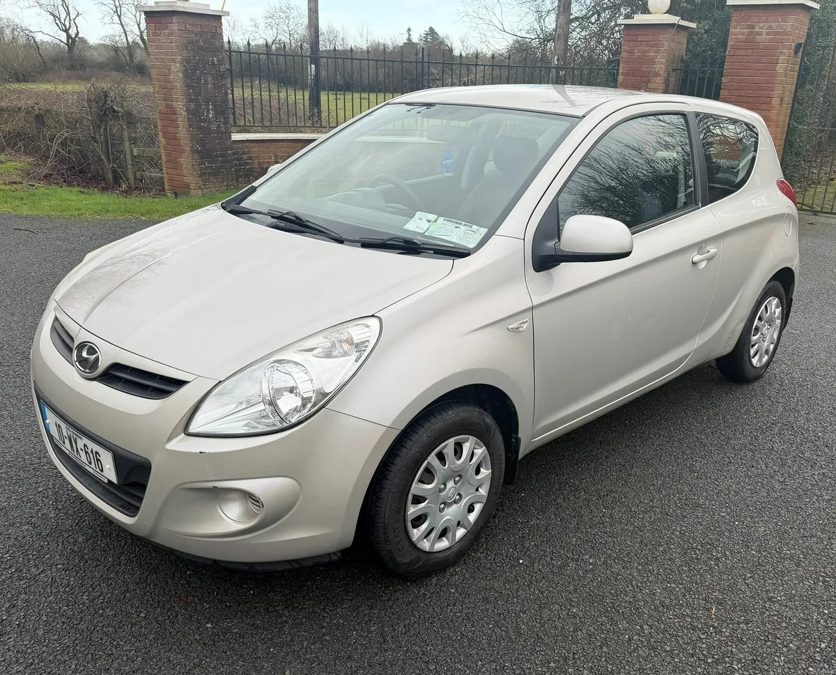 Hyundai i20 - Image 2