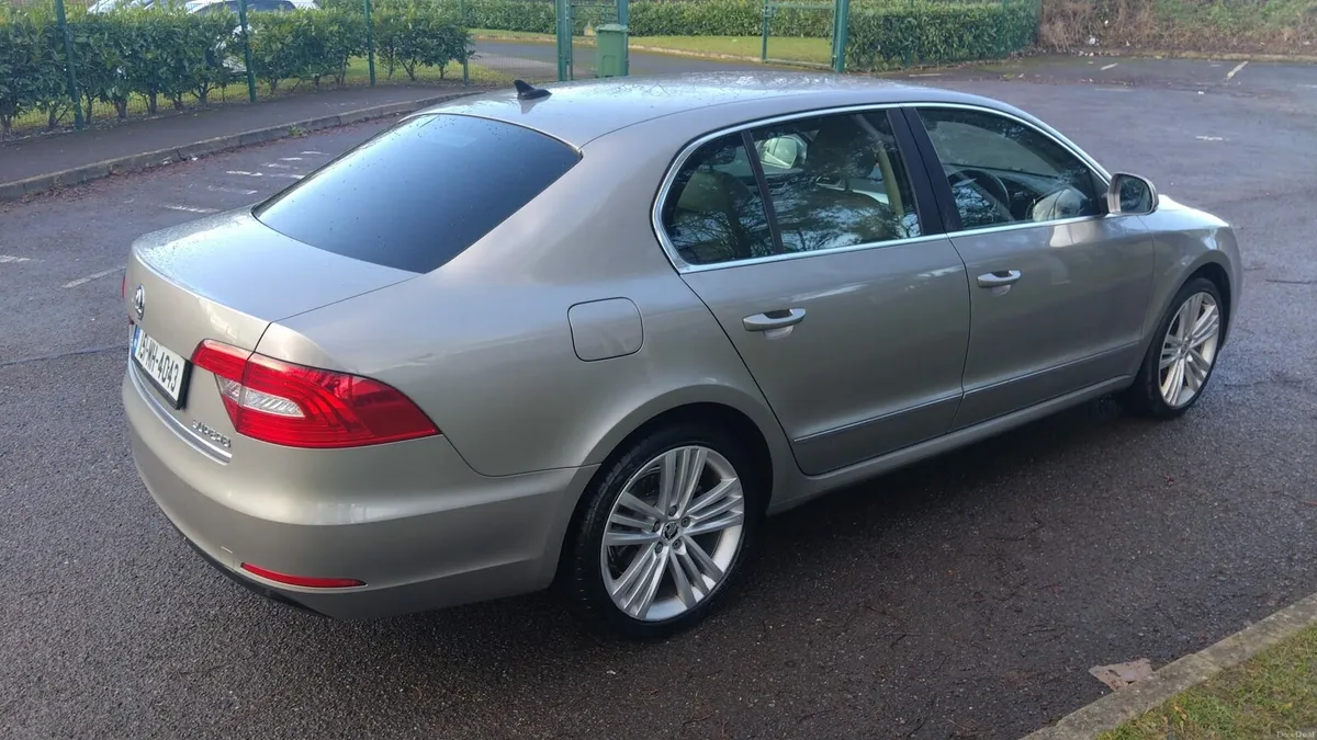 Skoda Superb 2.0 DSG Auto Elegance. New NCT - Image 4