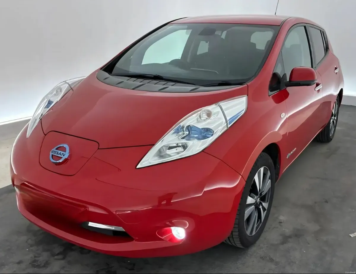 NISSAN LEAF 30KW LONGER RANGE MODEL.  HIGHER SPEC. - Image 1