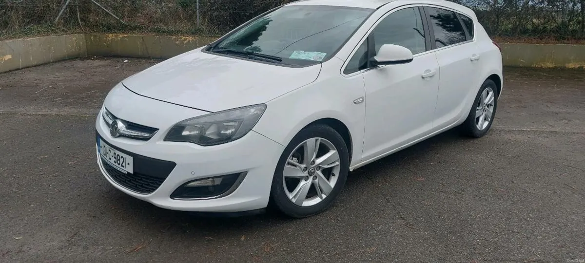 2013 opel astra 1.7 nct 12/26 tax 4/26 €2950 - Image 2