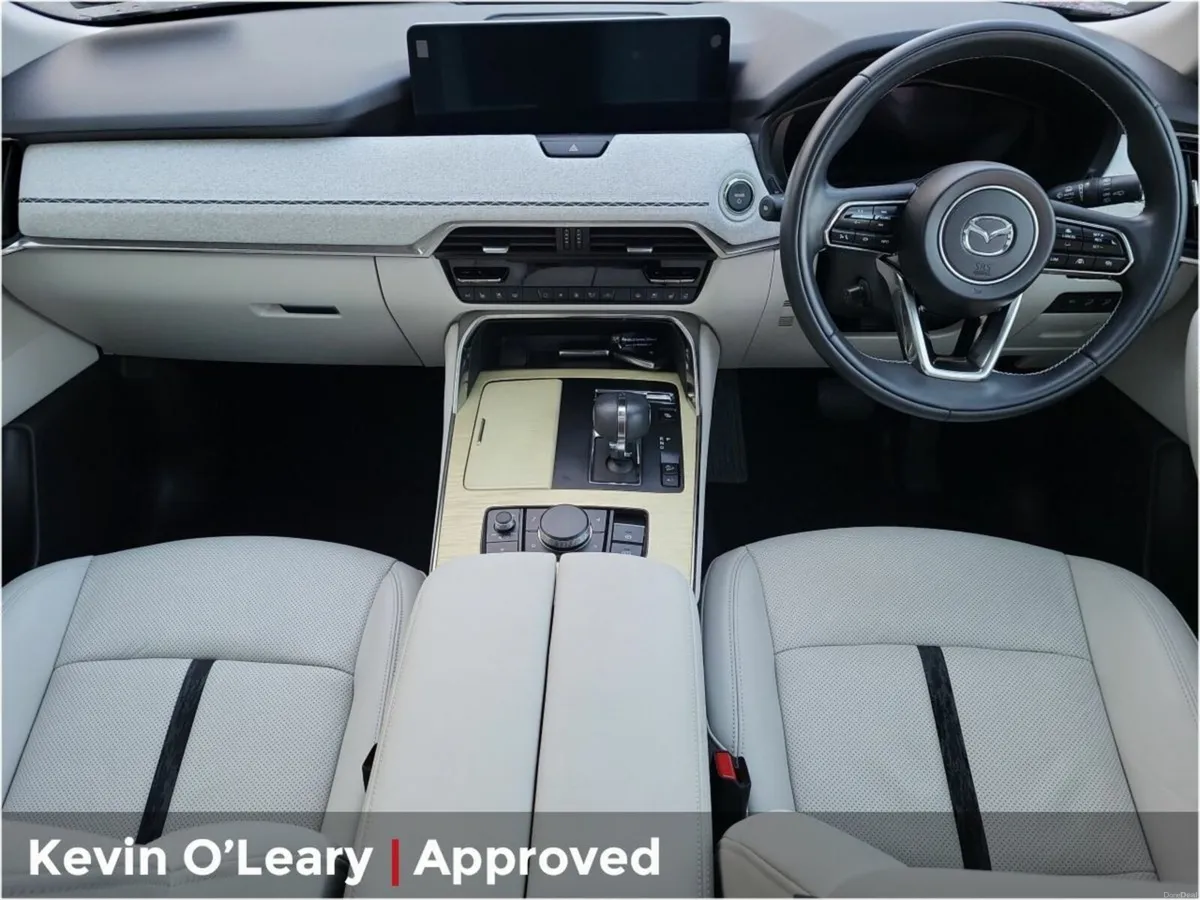 Mazda CX-60 2.5P PHEV TAKUMI CON-P DRI-P PAN-P AT - Image 4