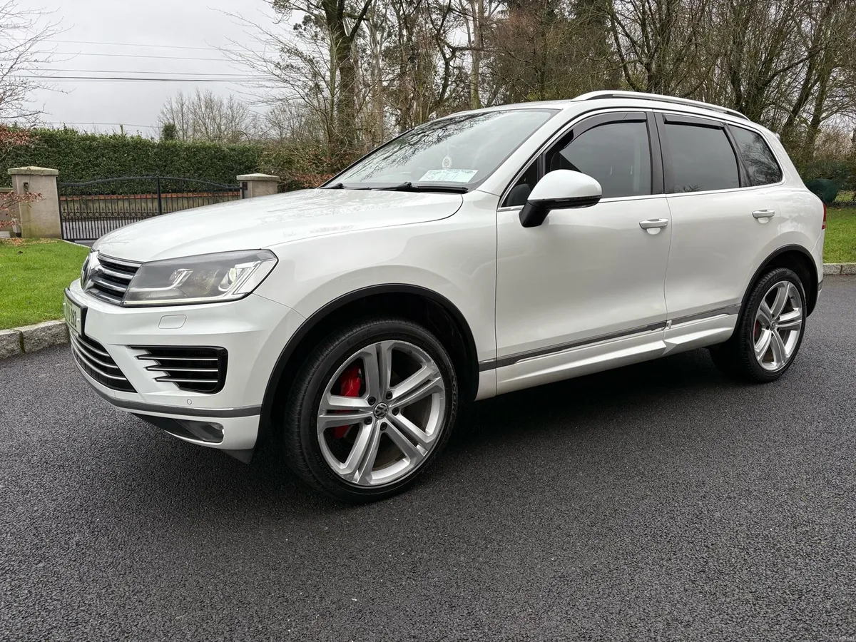 Vw Touareg rline 3.0l v6 crew cab €333 tax - Image 1