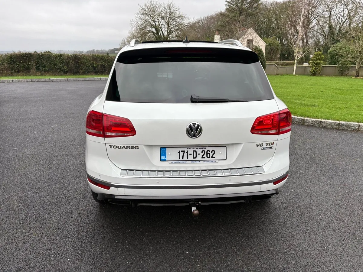 Vw Touareg rline 3.0l v6 crew cab €333 tax - Image 4