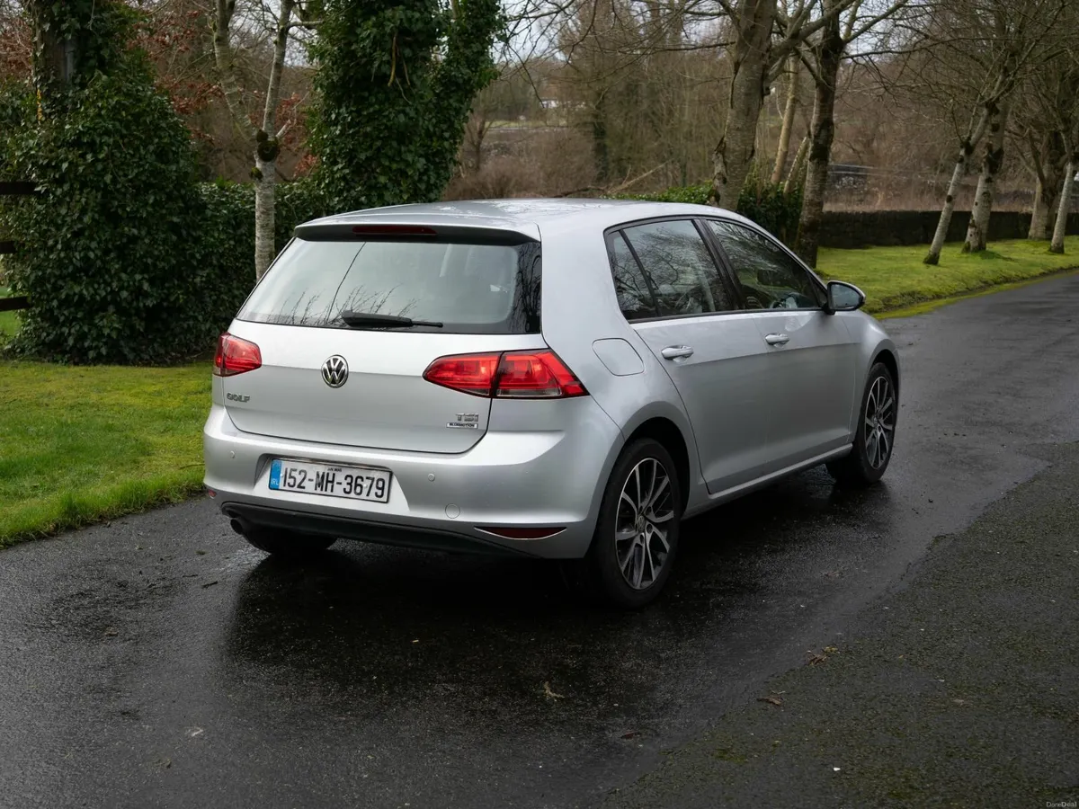 2015 (152) Volkswagen Golf 1.2 TSI TRENDLINE - Image 4