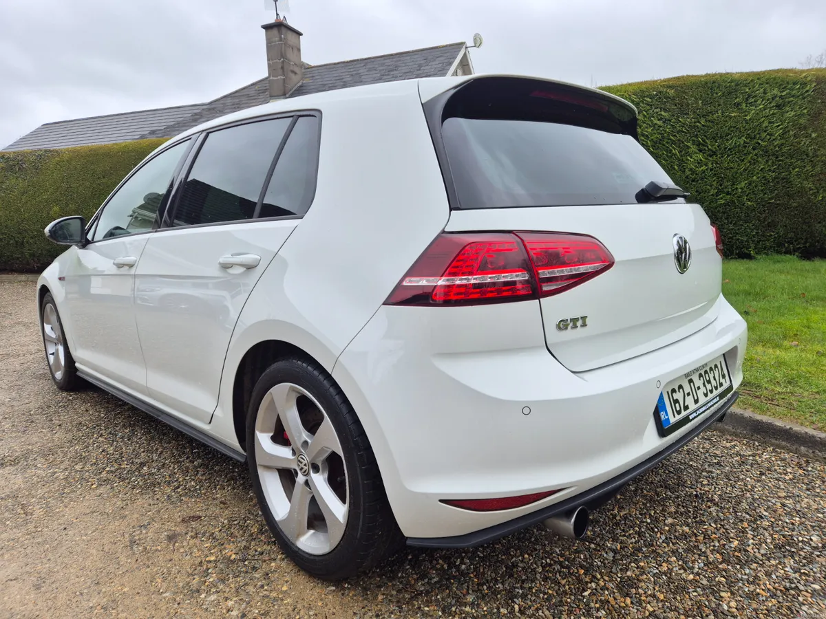 162'VW GOLF GTI DSG 2.0 TSI - Image 4