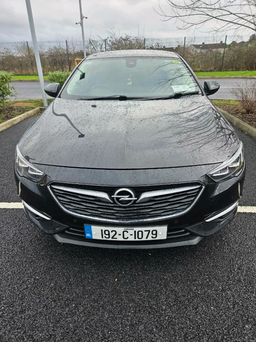 Opel Insignia Black Diesel 192 - Image 1