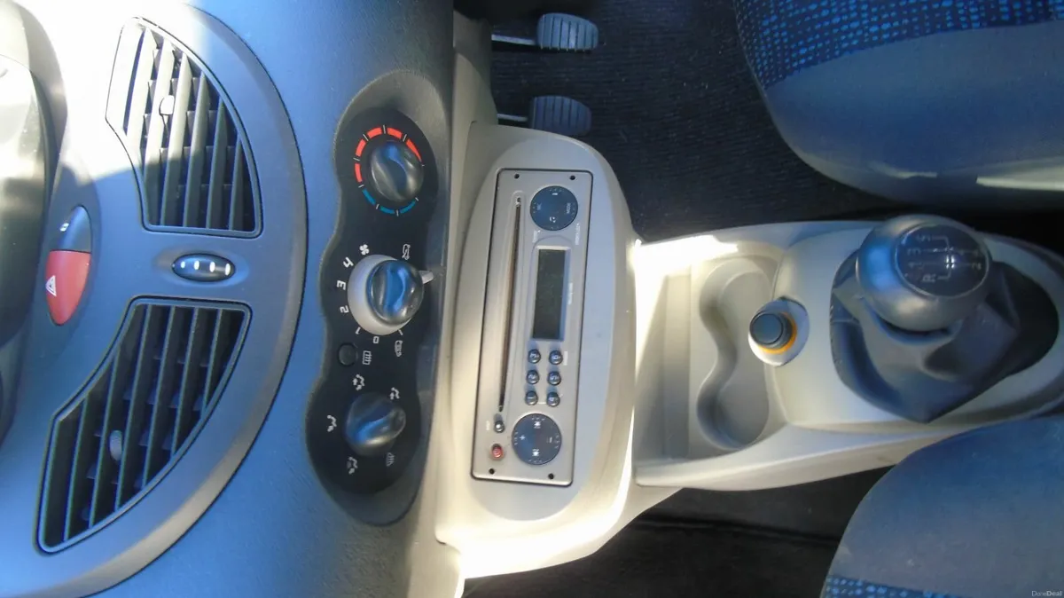 Renault Twingo 2008 - Image 2