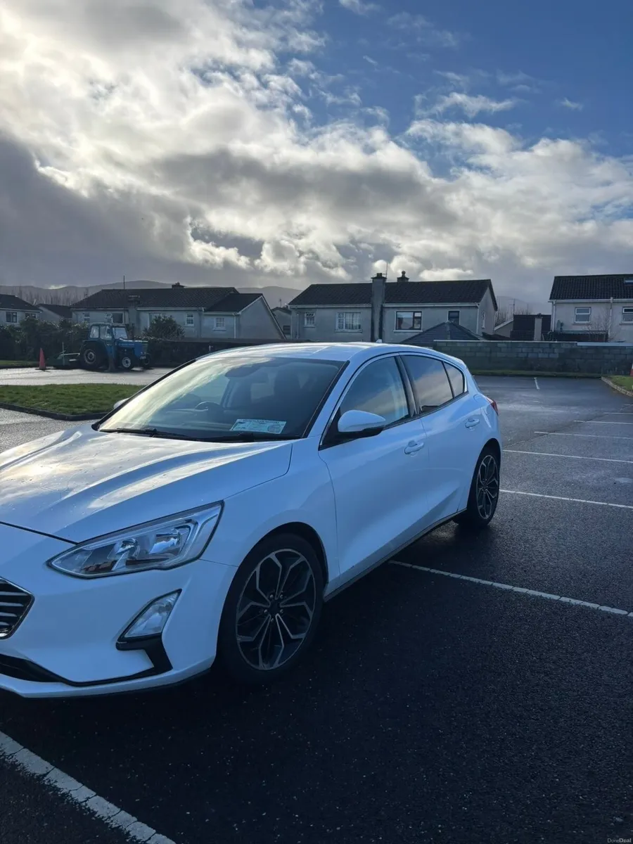 Ford Focus 2019 - Image 1