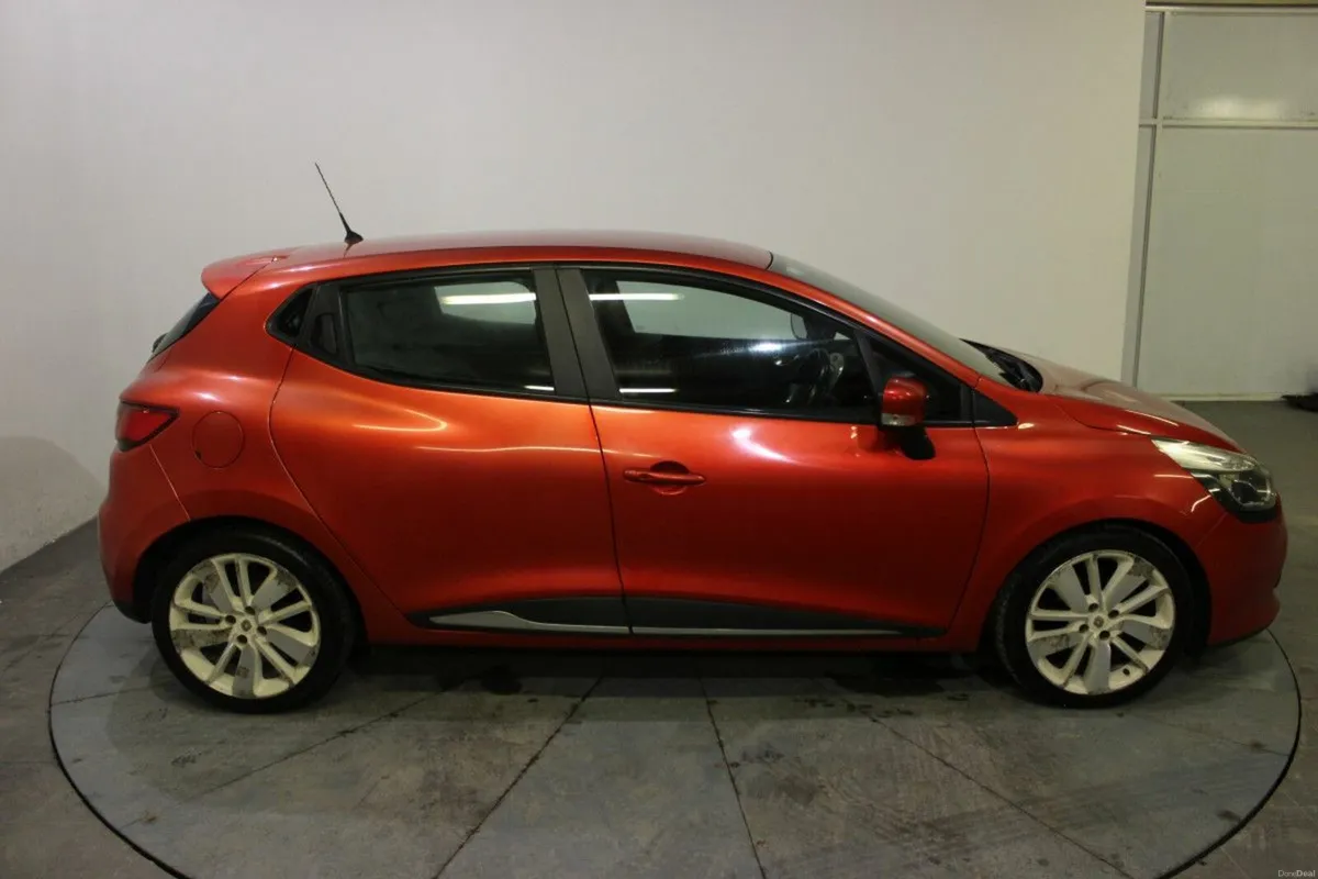 Renault Clio 1.5 DCI 90 R-LINK - TENDER 40 - GRADE - Image 4