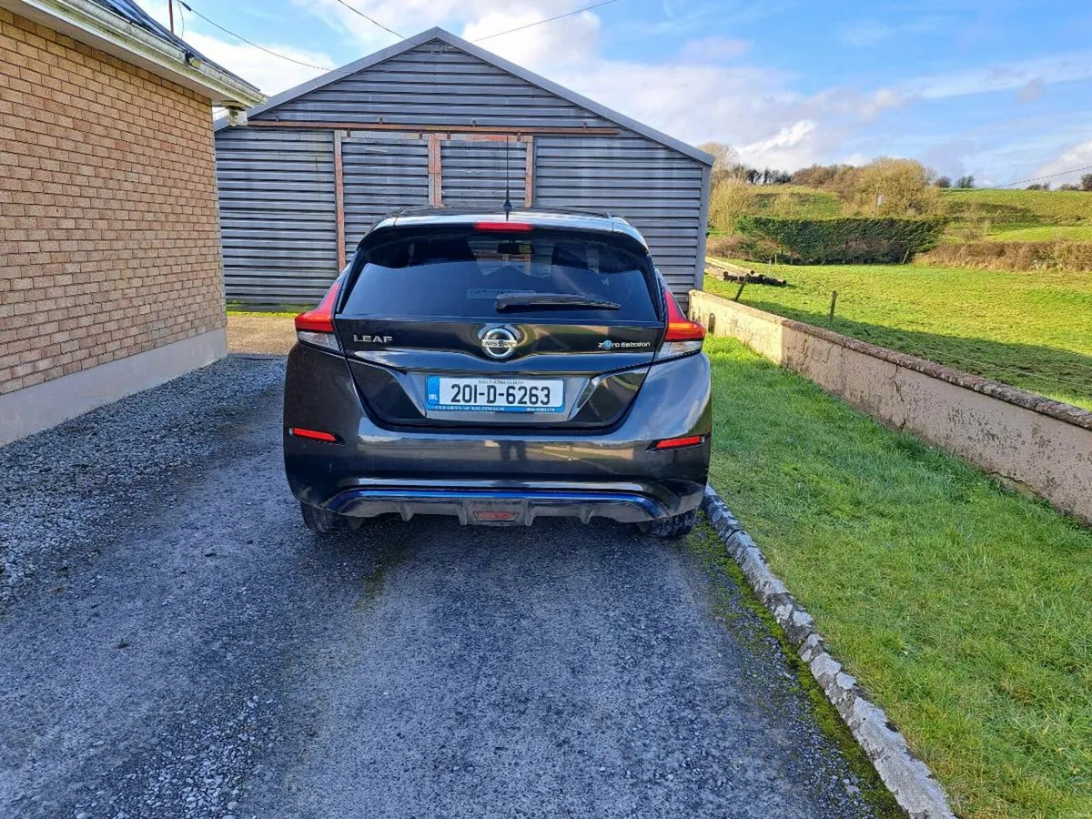 Nissan leaf - Image 4