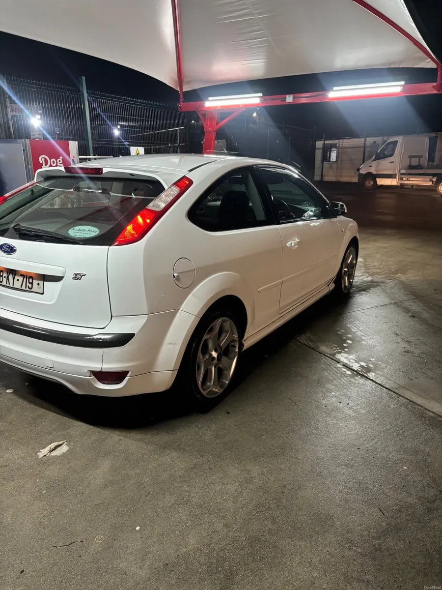 Ford Focus 2008 - Image 4