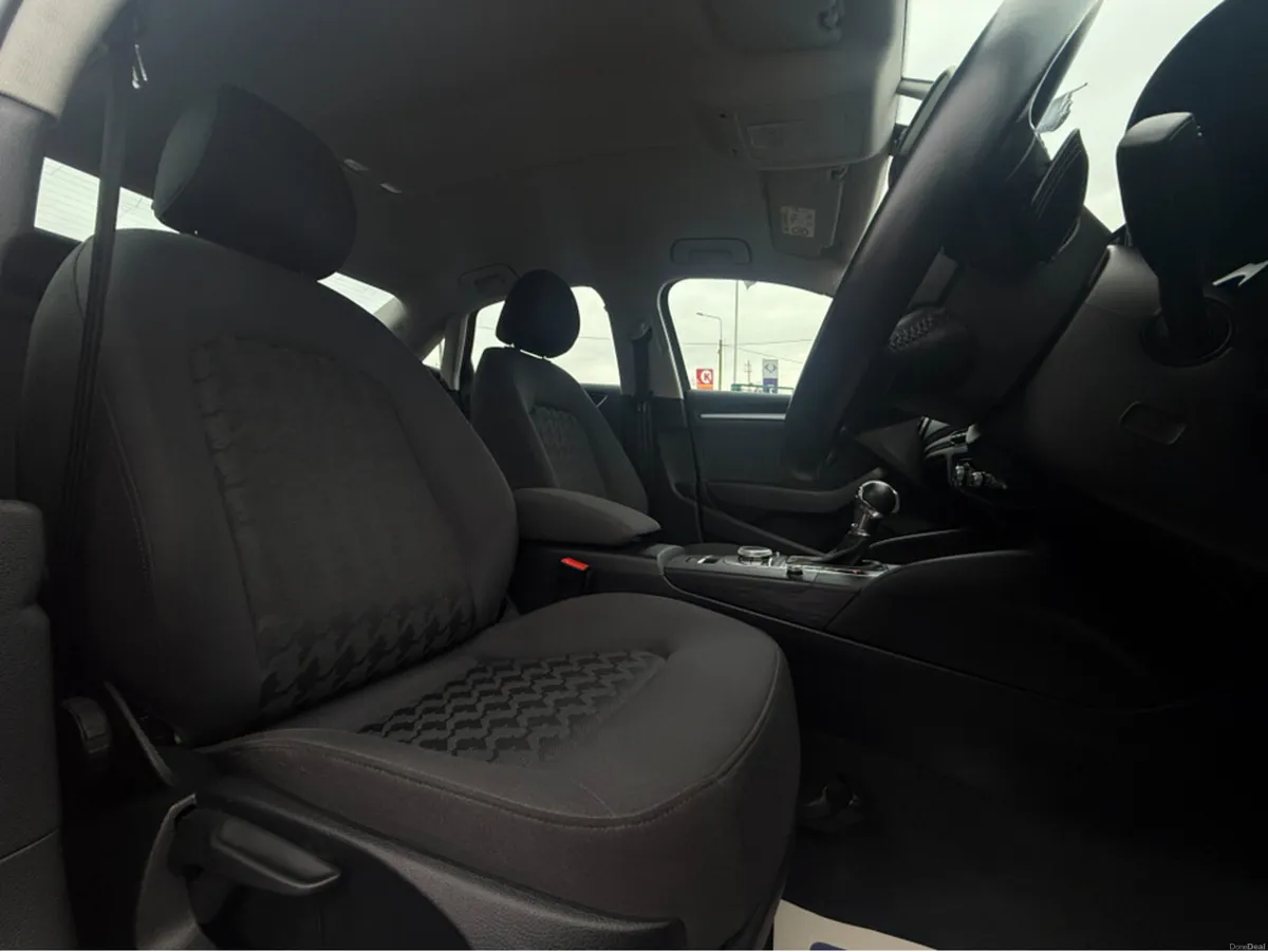 Audi A3 SALOON ONLY 20,234KM !! 1.4 TFSI PRIVACY G - Image 4