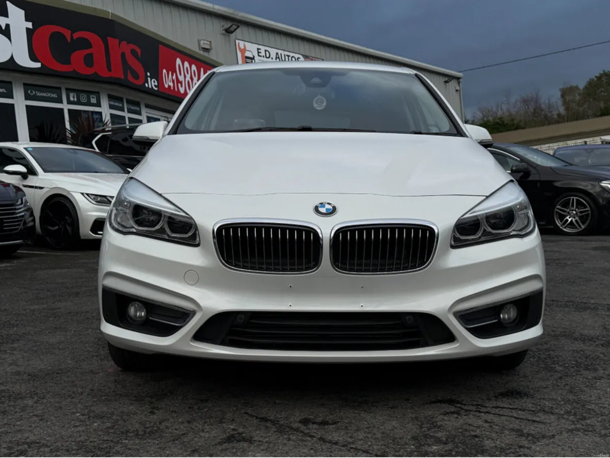 BMW 2-Series 2.0D 7 SEATER FULL LEATHER ELECTRIC H - Image 2