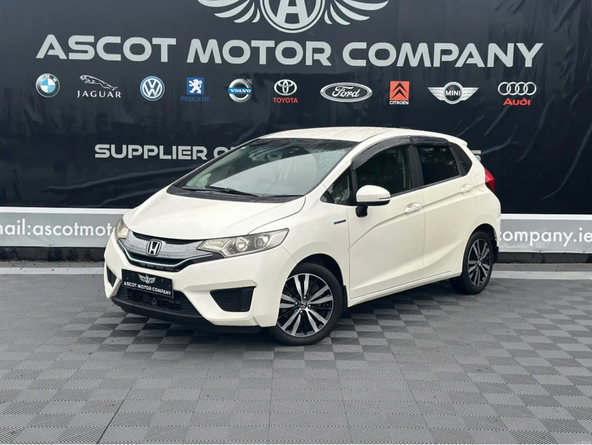 Honda Fit Hybrid - Image 3