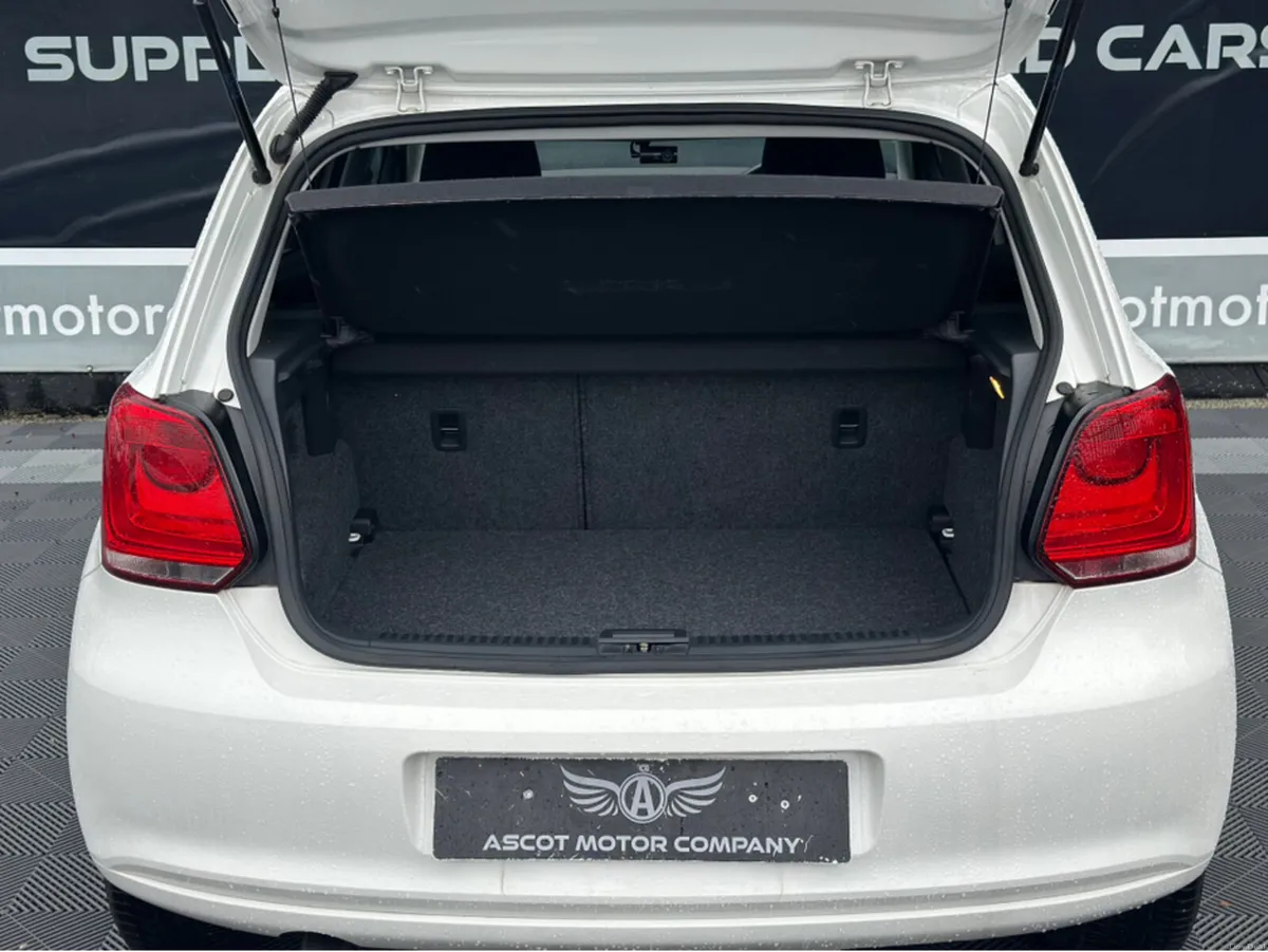 Volkswagen Polo Automatic - Image 3