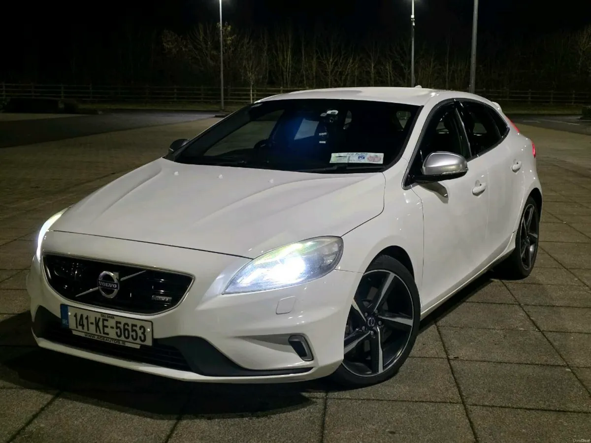 Volvo V40 T5 2.0L - 5 Cylinder Turbo - Image 1
