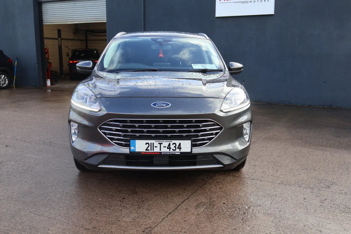 Ford Kuga Titanium 1 Owner  24 Month NCT Huge Spec - Image 4