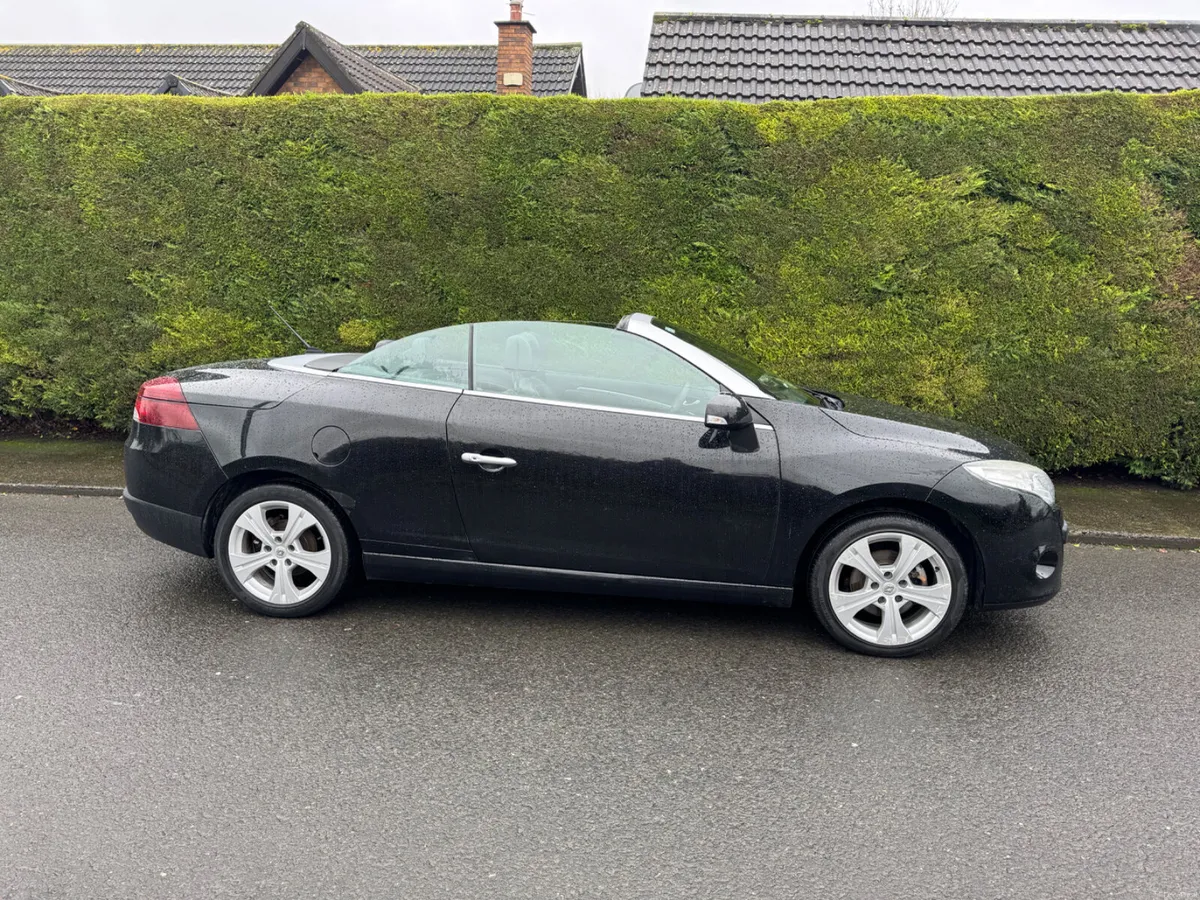Renault Megane Convertible Automatic low mileage - Image 3