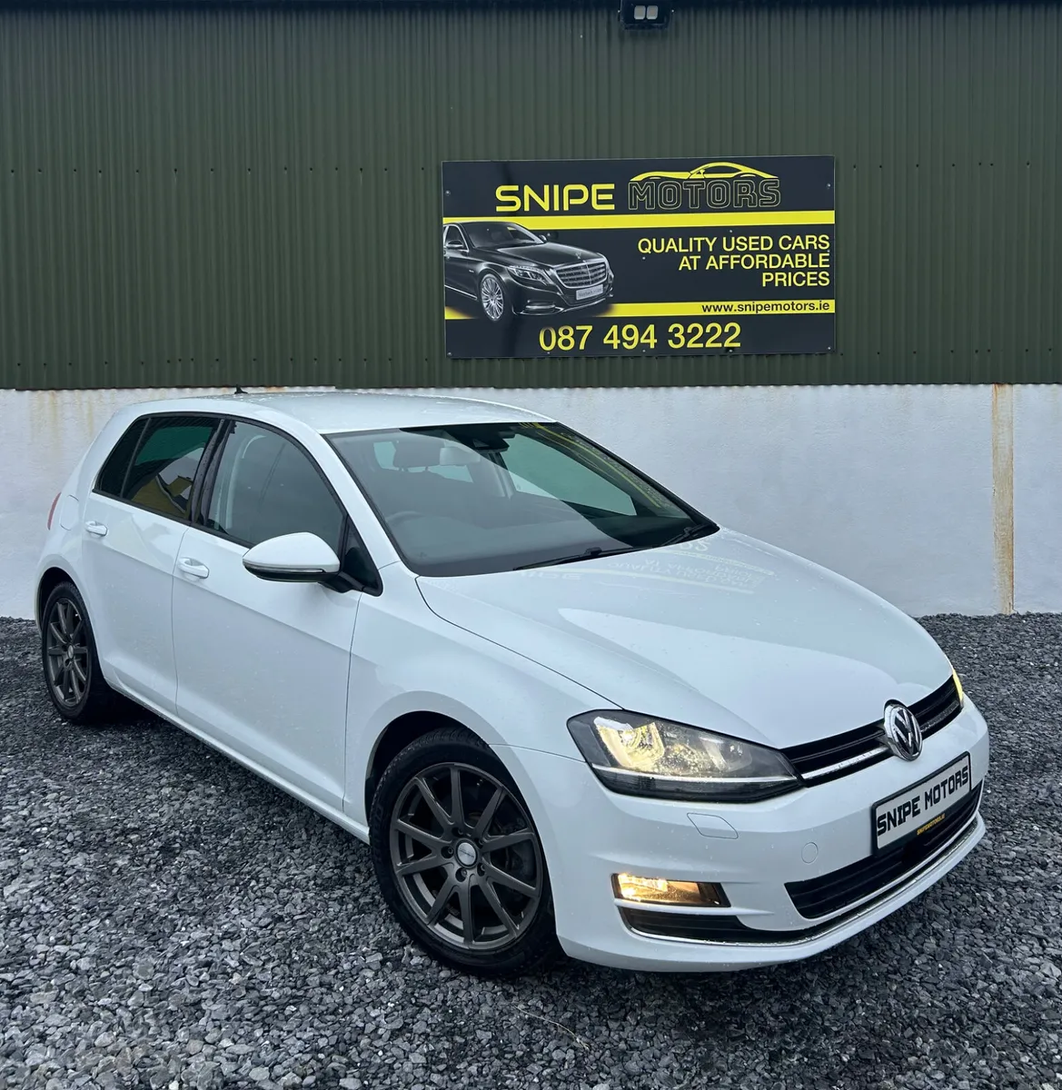 VOLKSWAGEN GOLF 2017 1.4TSI HIGHLINE PETROL AUTO - Image 2